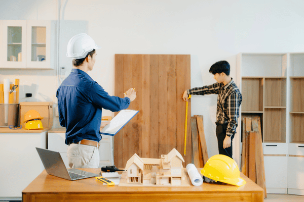 How Professional Contractors Help You Stay on Budget