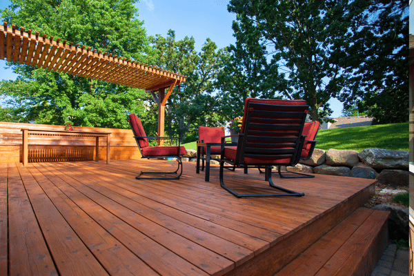 Low-Maintenance Deck Materials That Hold Up Over Time