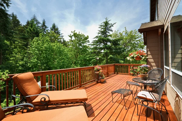 Best Decking Materials for Outdoor Living Spaces - Teachout Builders